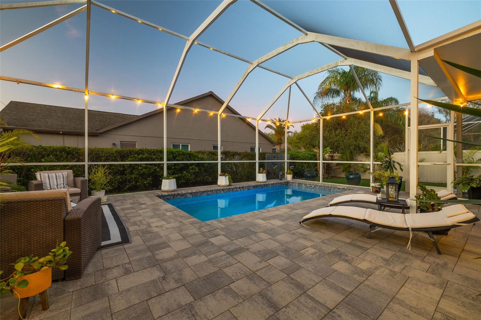 Listing photo id 22 for 7437 Cheltnam Court