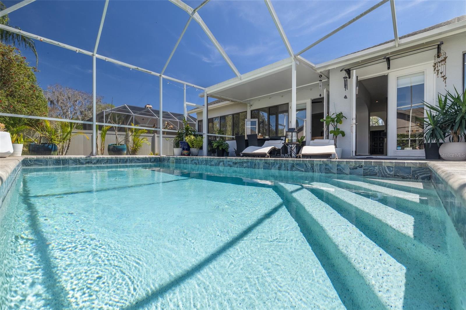 Listing photo id 26 for 7437 Cheltnam Court