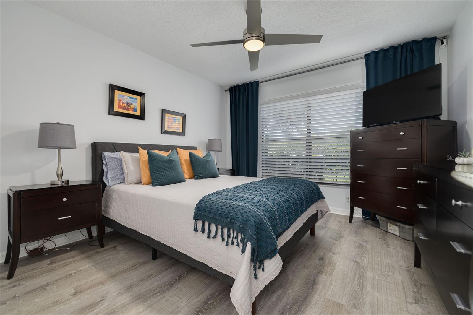 Listing photo id 34 for 7437 Cheltnam Court