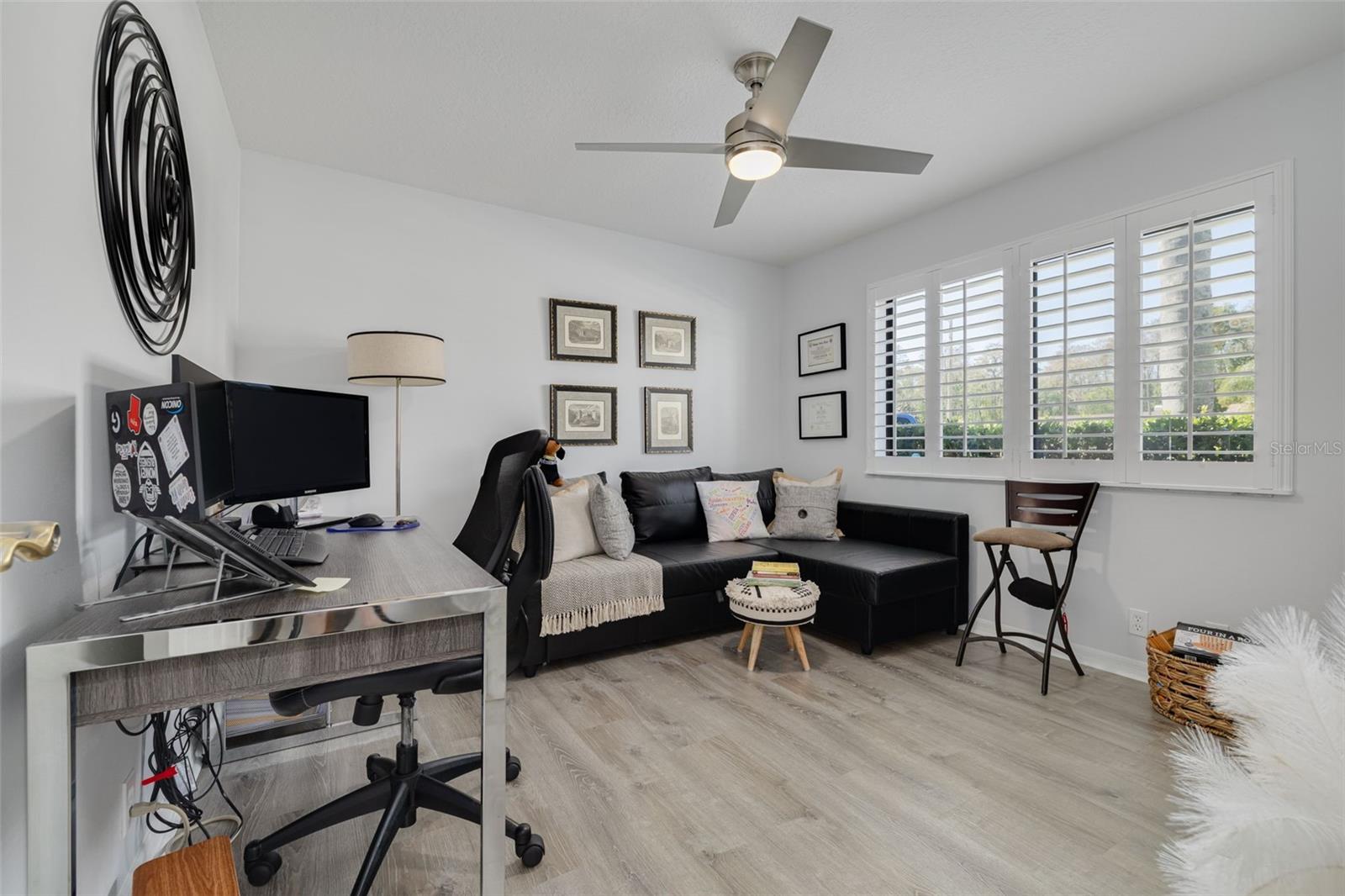 Listing photo id 38 for 7437 Cheltnam Court