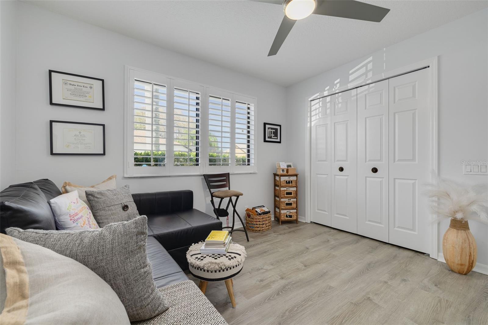 Listing photo id 39 for 7437 Cheltnam Court