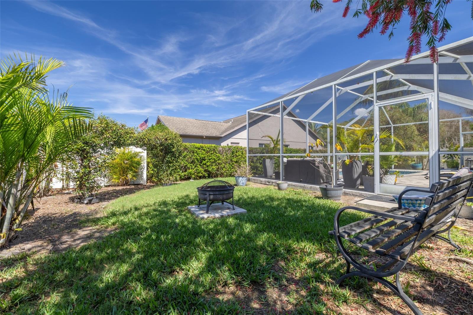 Listing photo id 43 for 7437 Cheltnam Court