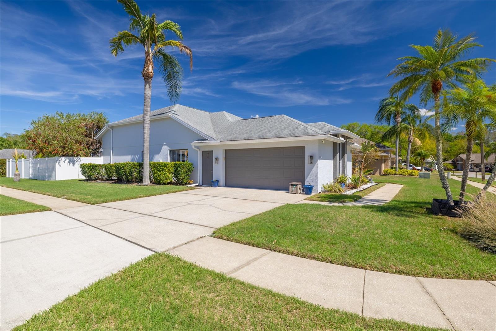 Listing photo id 44 for 7437 Cheltnam Court