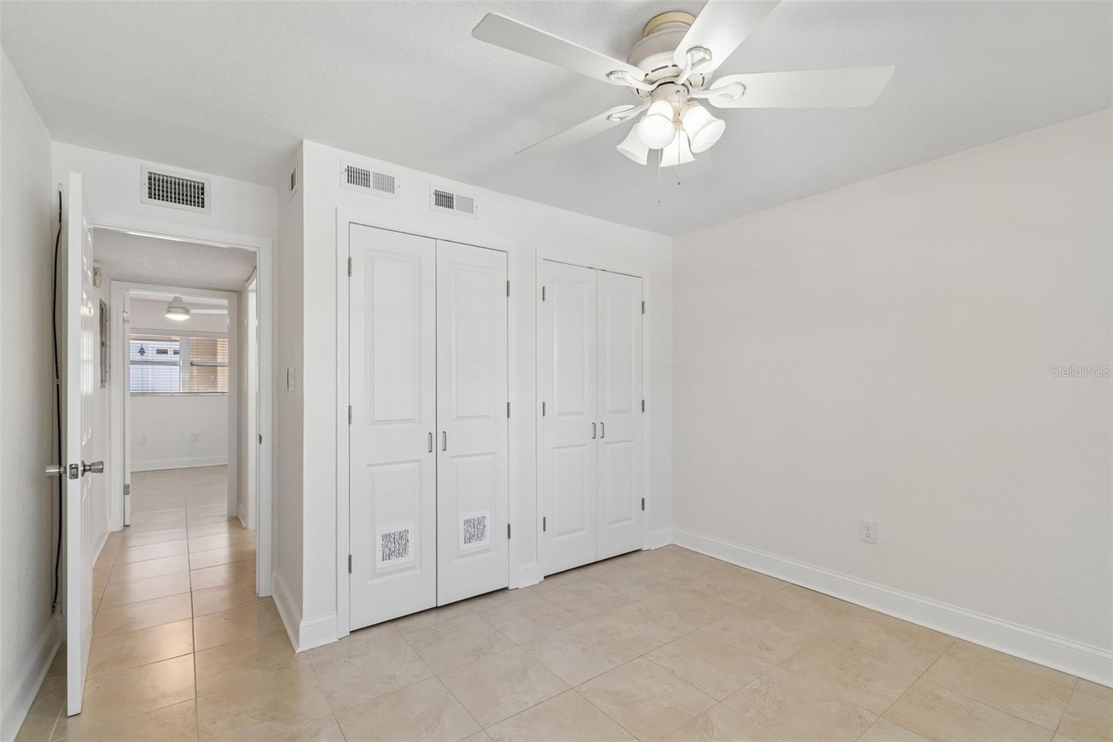 Image 13 of 39 For 208 Danube Avenue 103