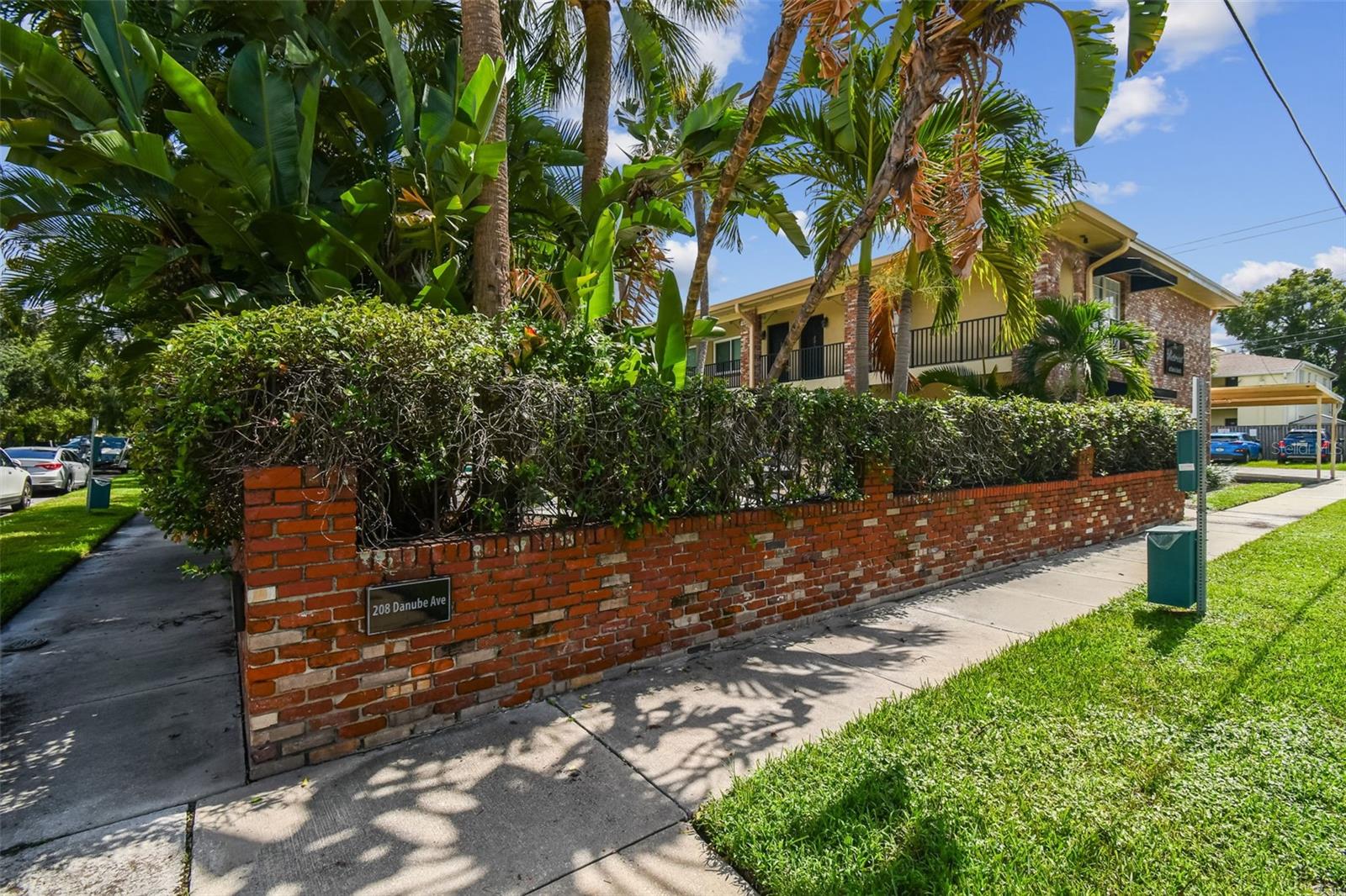 Image 39 of 39 For 208 Danube Avenue 103