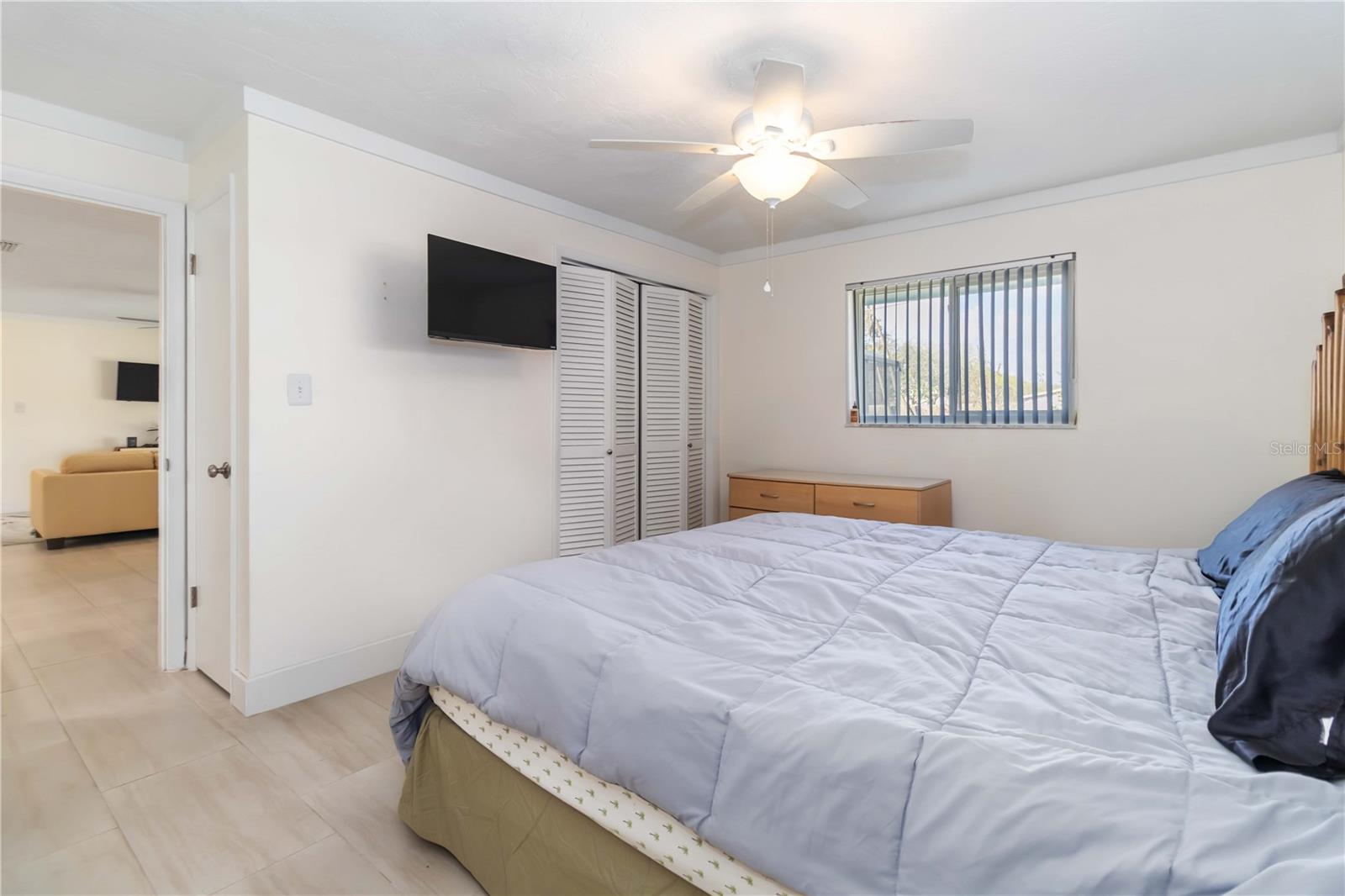 Image 21 of 28 For 1855 Sandbar Drive