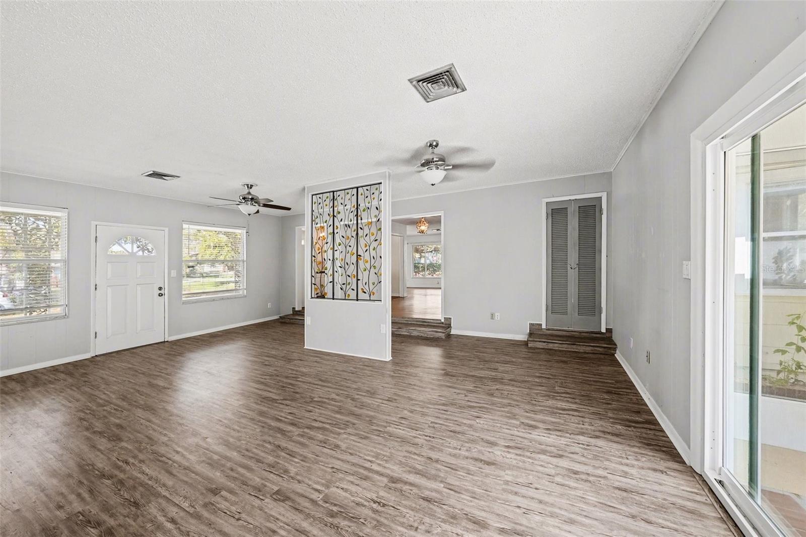 Image 10 of 33 For 509 Walker Street