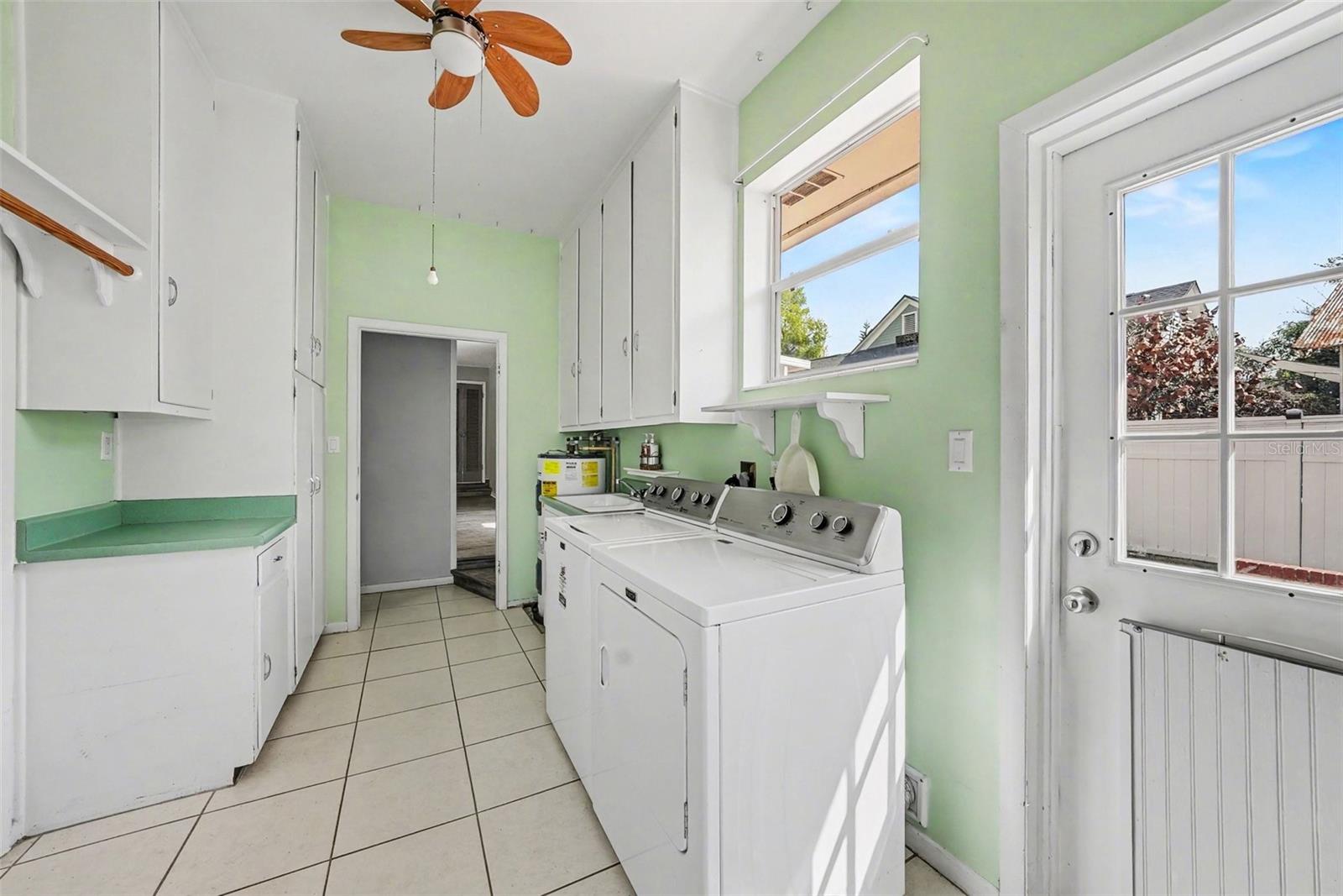 Image 28 of 33 For 509 Walker Street