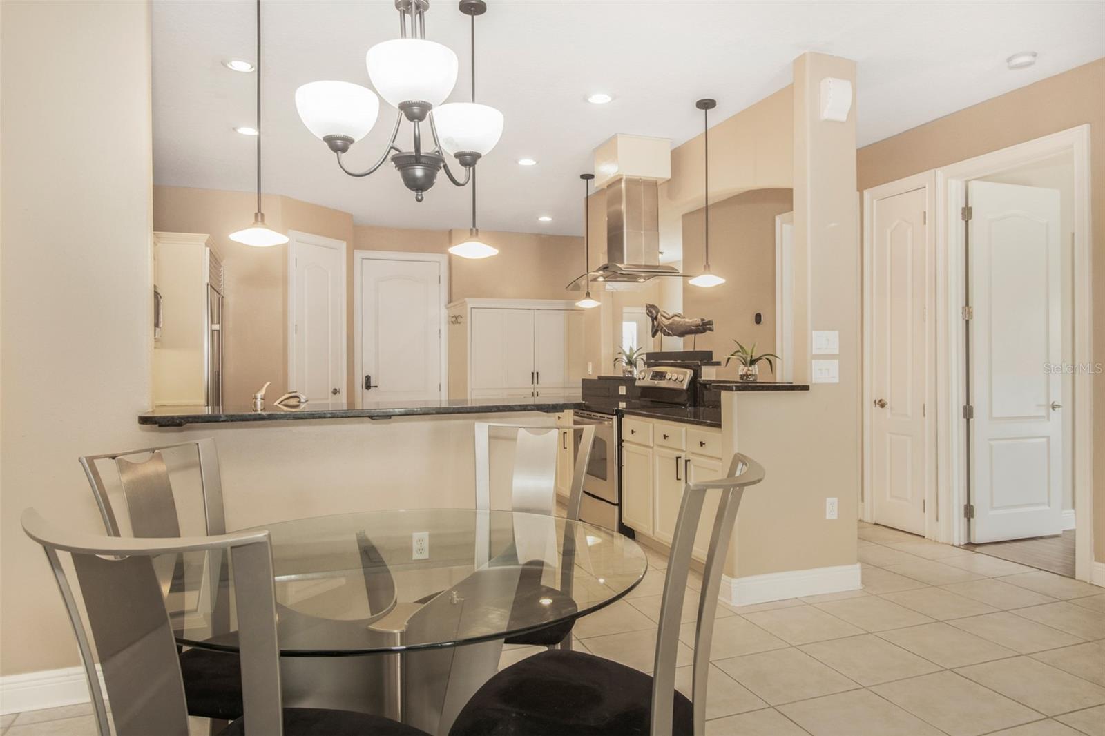 Image 11 of 34 For 19331 Haskell Place