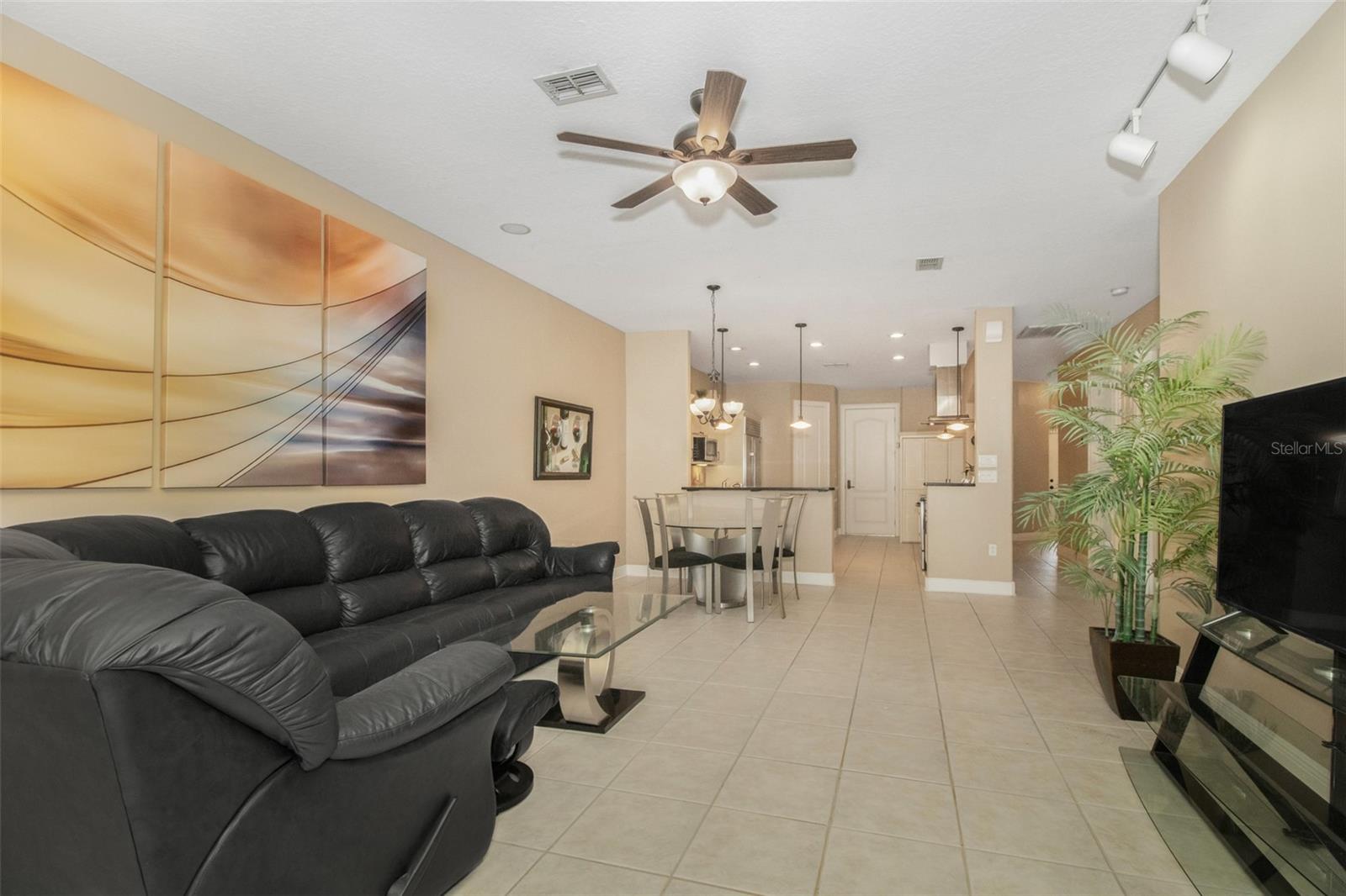 Image 14 of 34 For 19331 Haskell Place