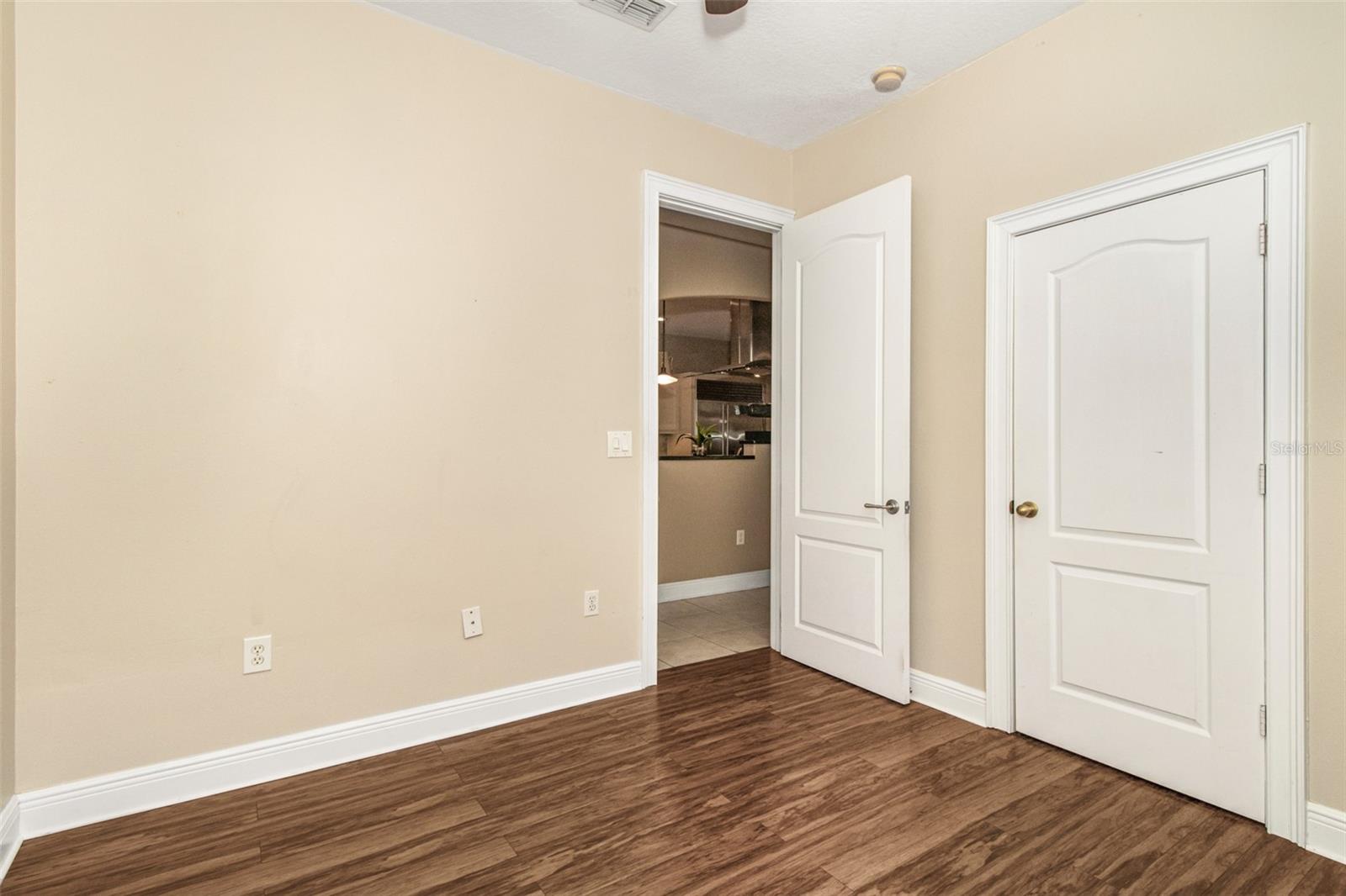 Image 23 of 34 For 19331 Haskell Place