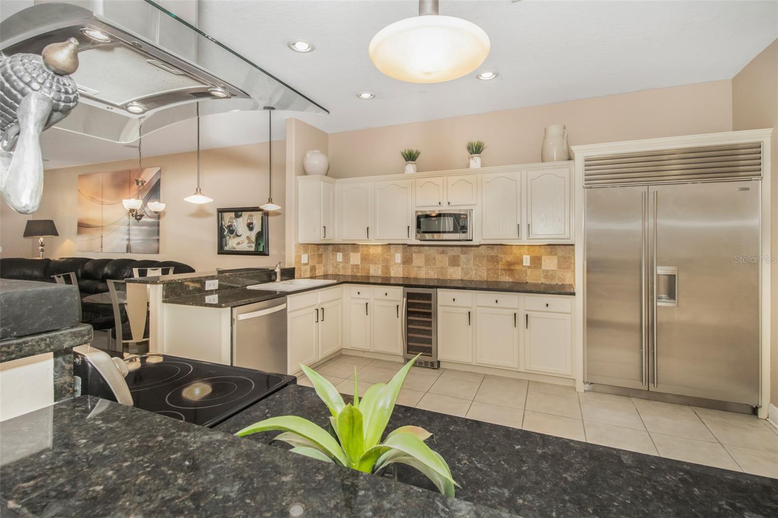 Image 7 of 34 For 19331 Haskell Place