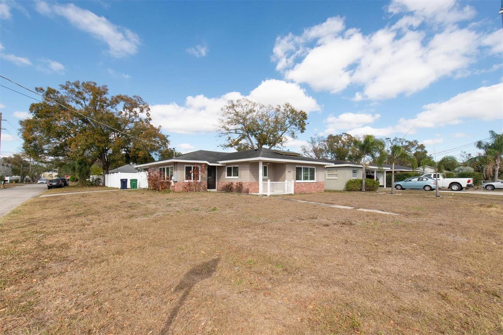 Image 27 of 39 For 3623 Gray Street