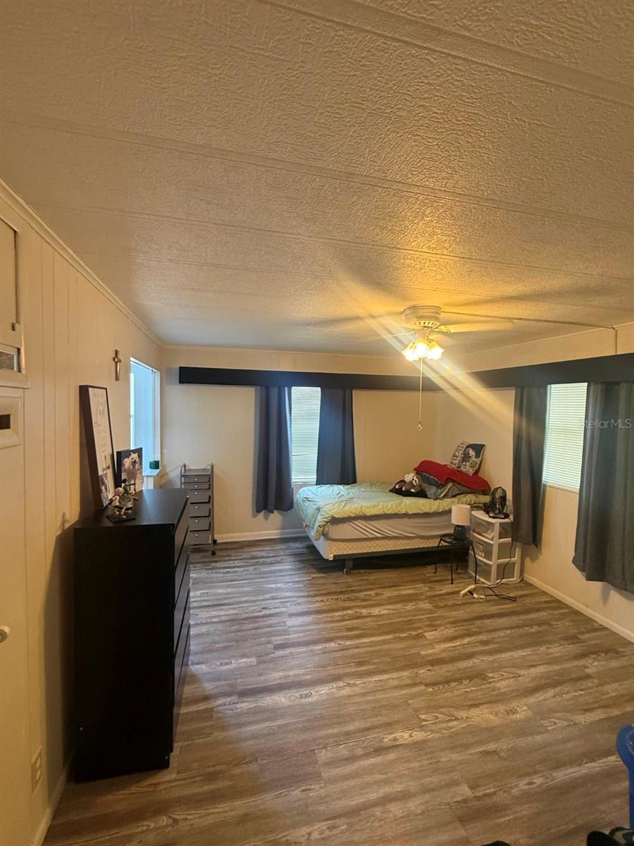 Image 9 of 11 For 6710 36th Avenue E 111