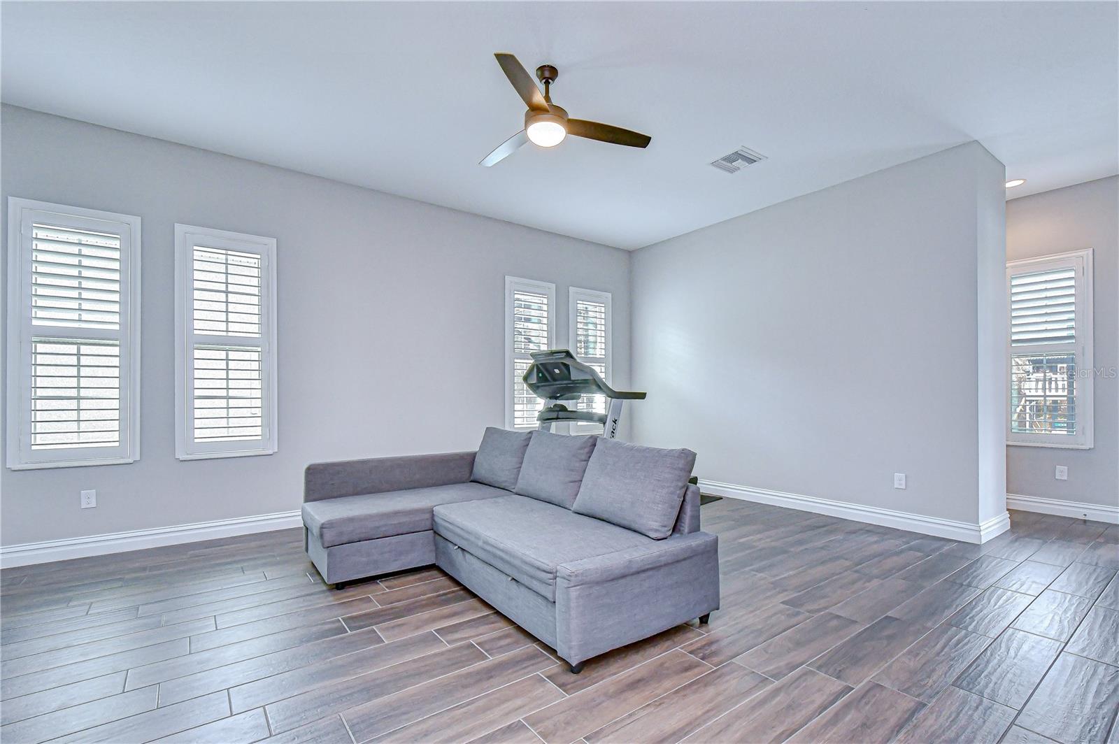 Image 53 of 74 For 14908 Bassinger Lane