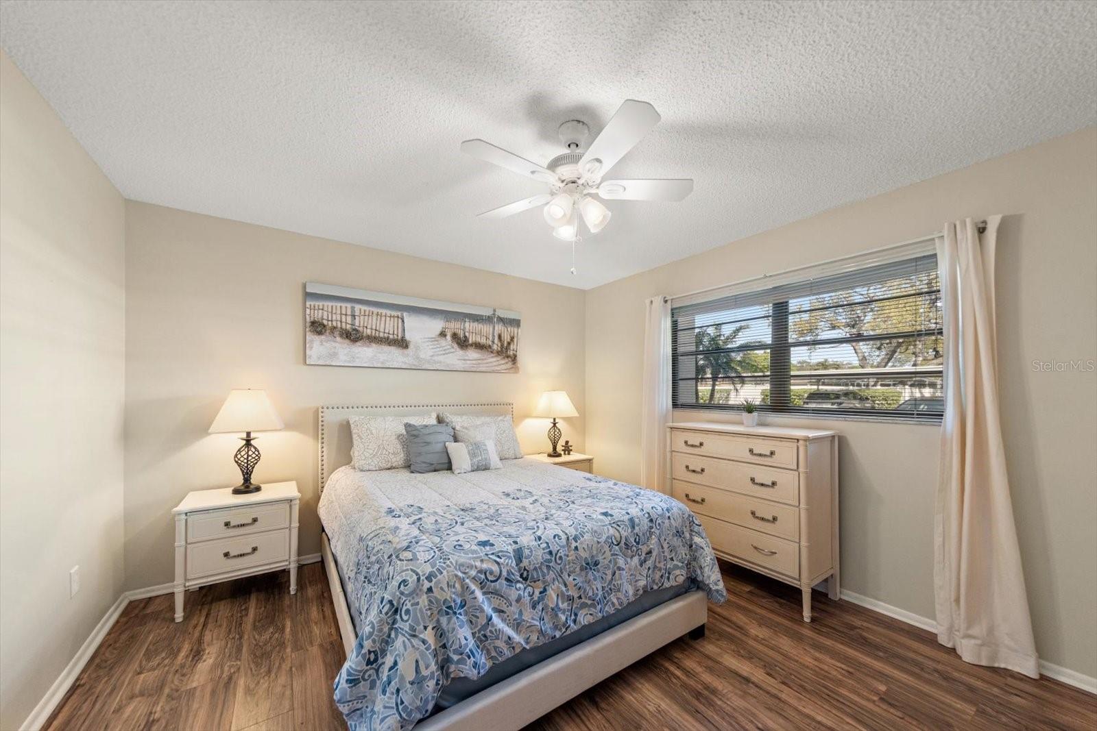 Image 24 of 37 For 6080 80 Street N 102