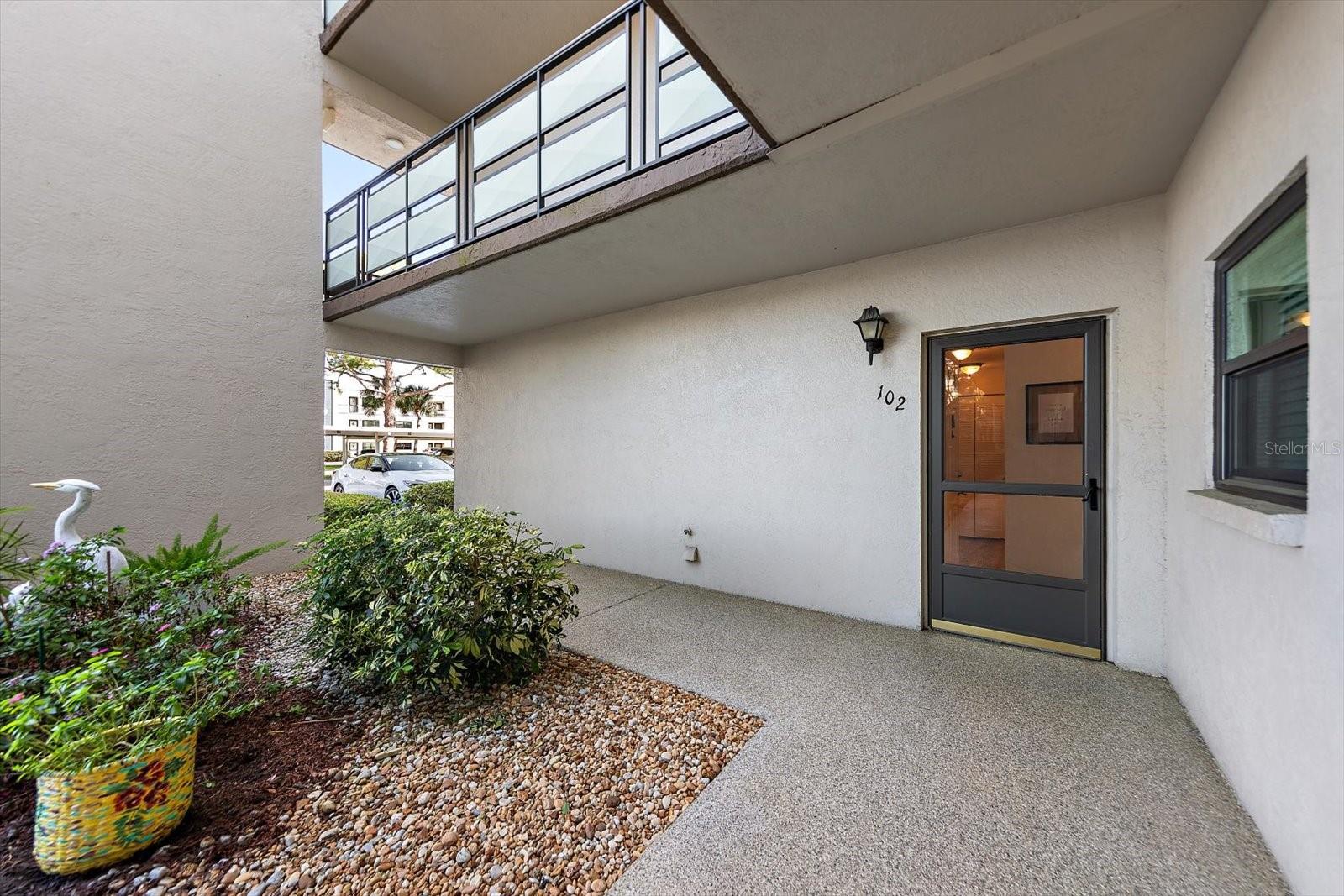 Image 3 of 37 For 6080 80 Street N 102