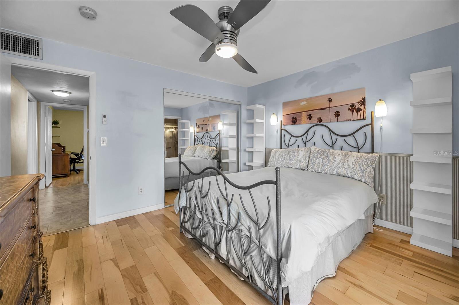 Image 16 of 44 For 400 Glennes Lane 107