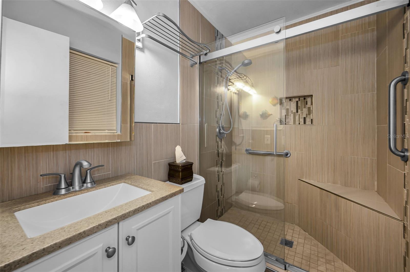 Image 17 of 44 For 400 Glennes Lane 107