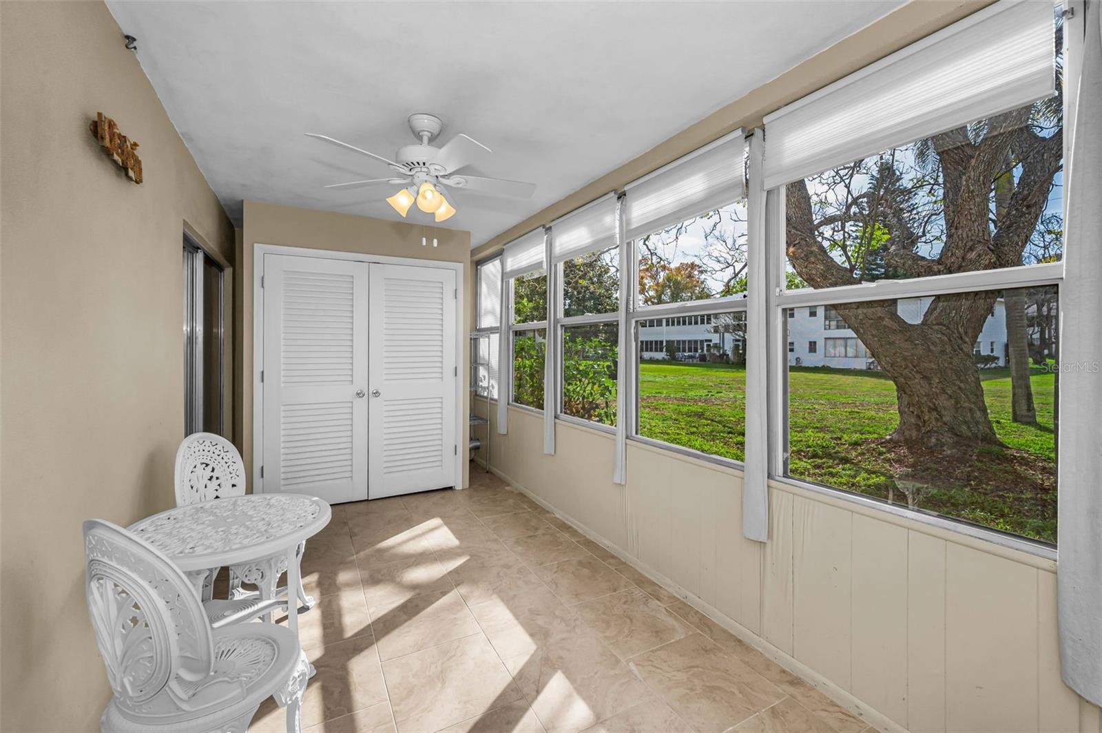 Image 25 of 44 For 400 Glennes Lane 107