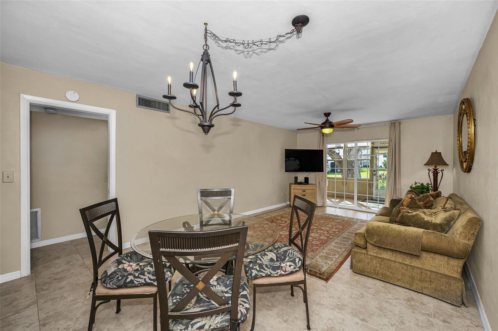 Image 7 of 44 For 400 Glennes Lane 107