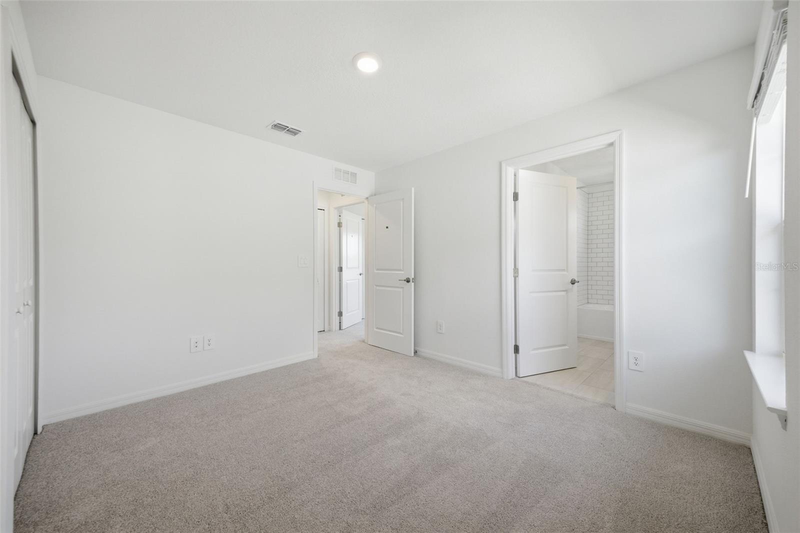 Image 14 of 31 For 10848 Fanning Springs Lane