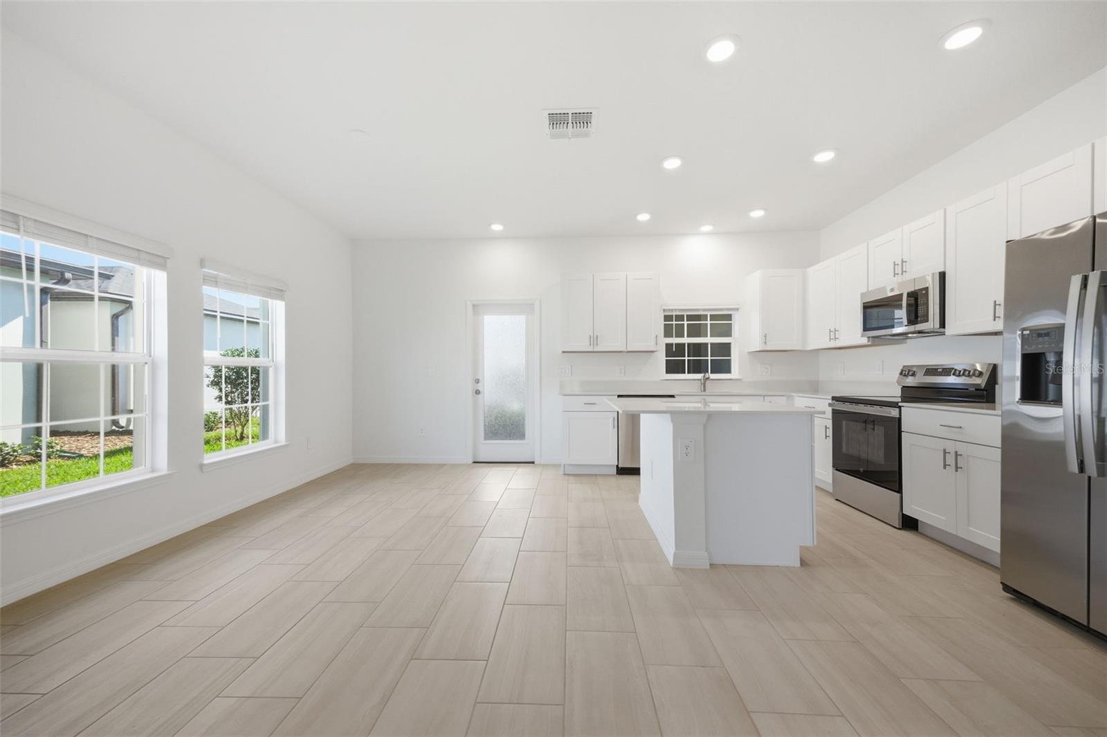 Image 3 of 31 For 10848 Fanning Springs Lane