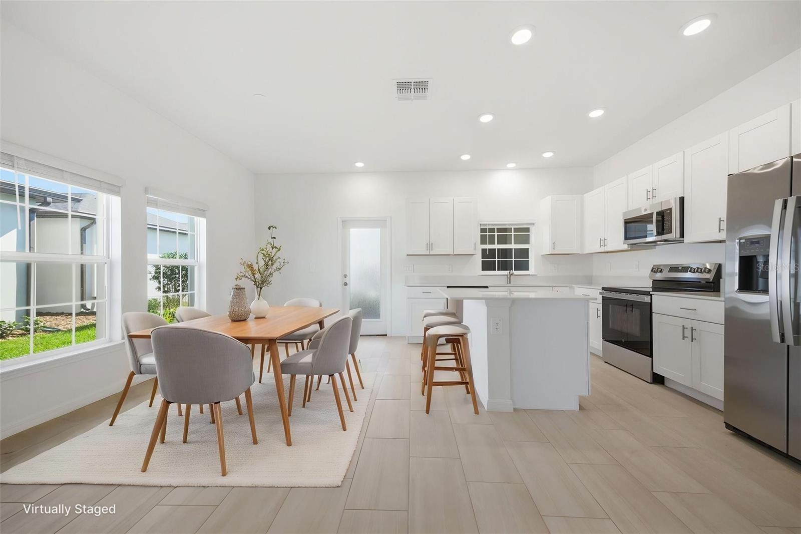 Image 4 of 31 For 10848 Fanning Springs Lane