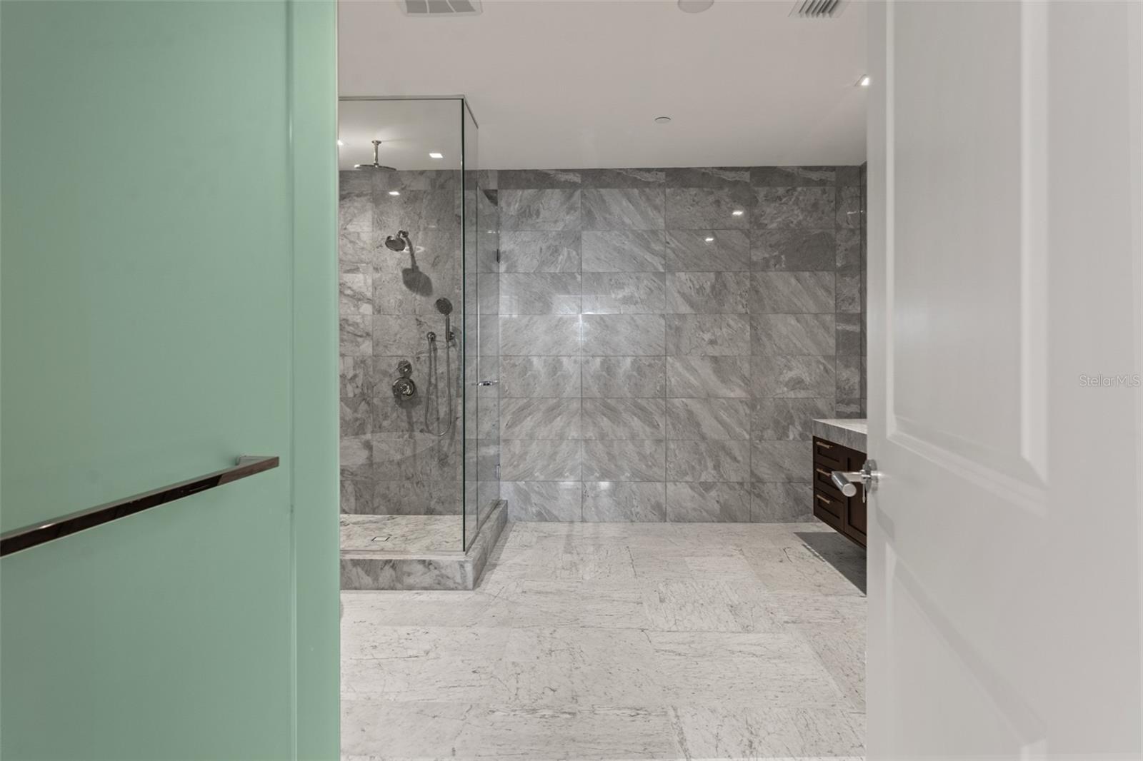 Image 14 of 34 For 3015 Ysabella Avenue 1803