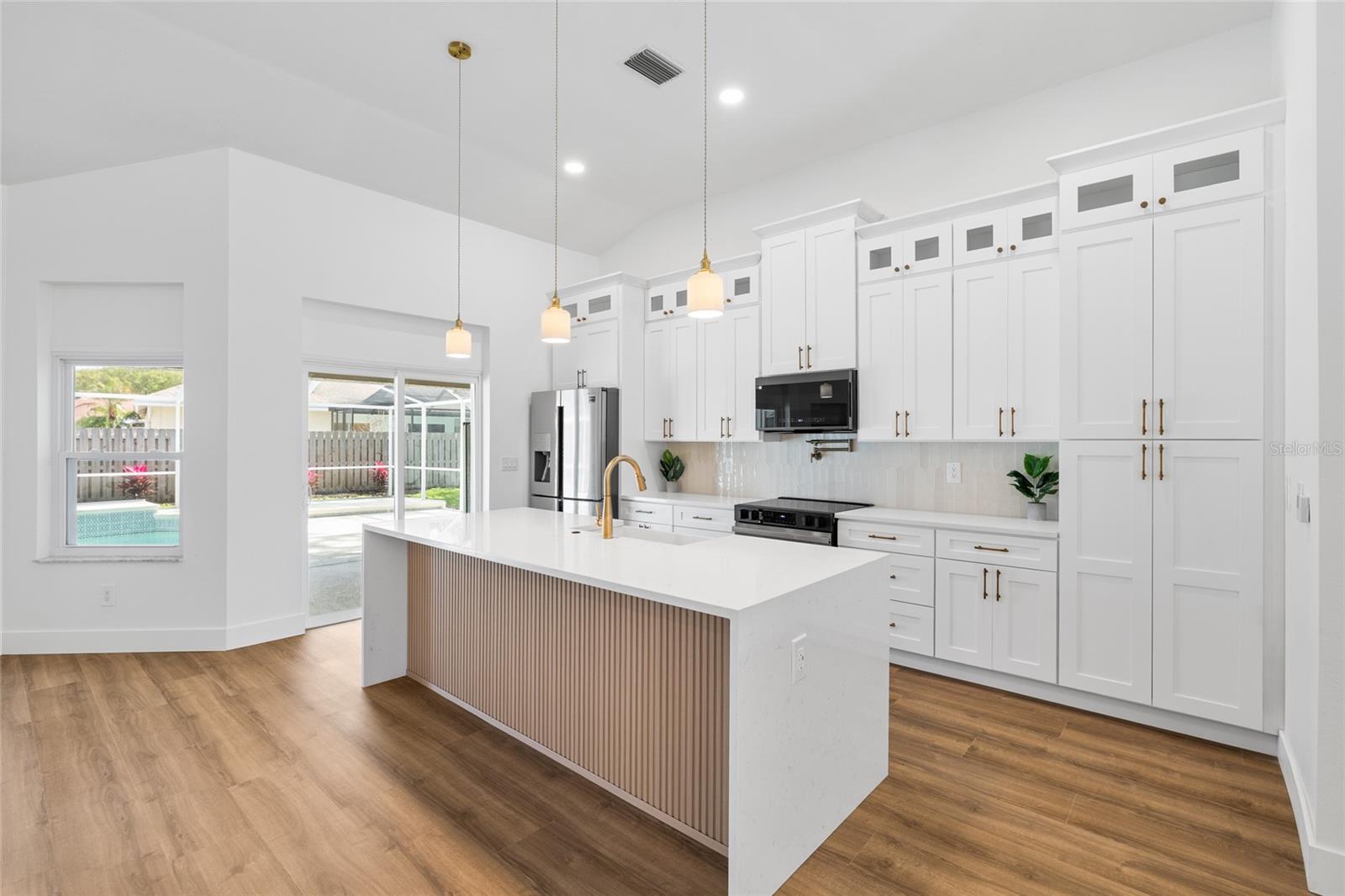 Image 11 of 55 For 16705 Sheffield Park Drive