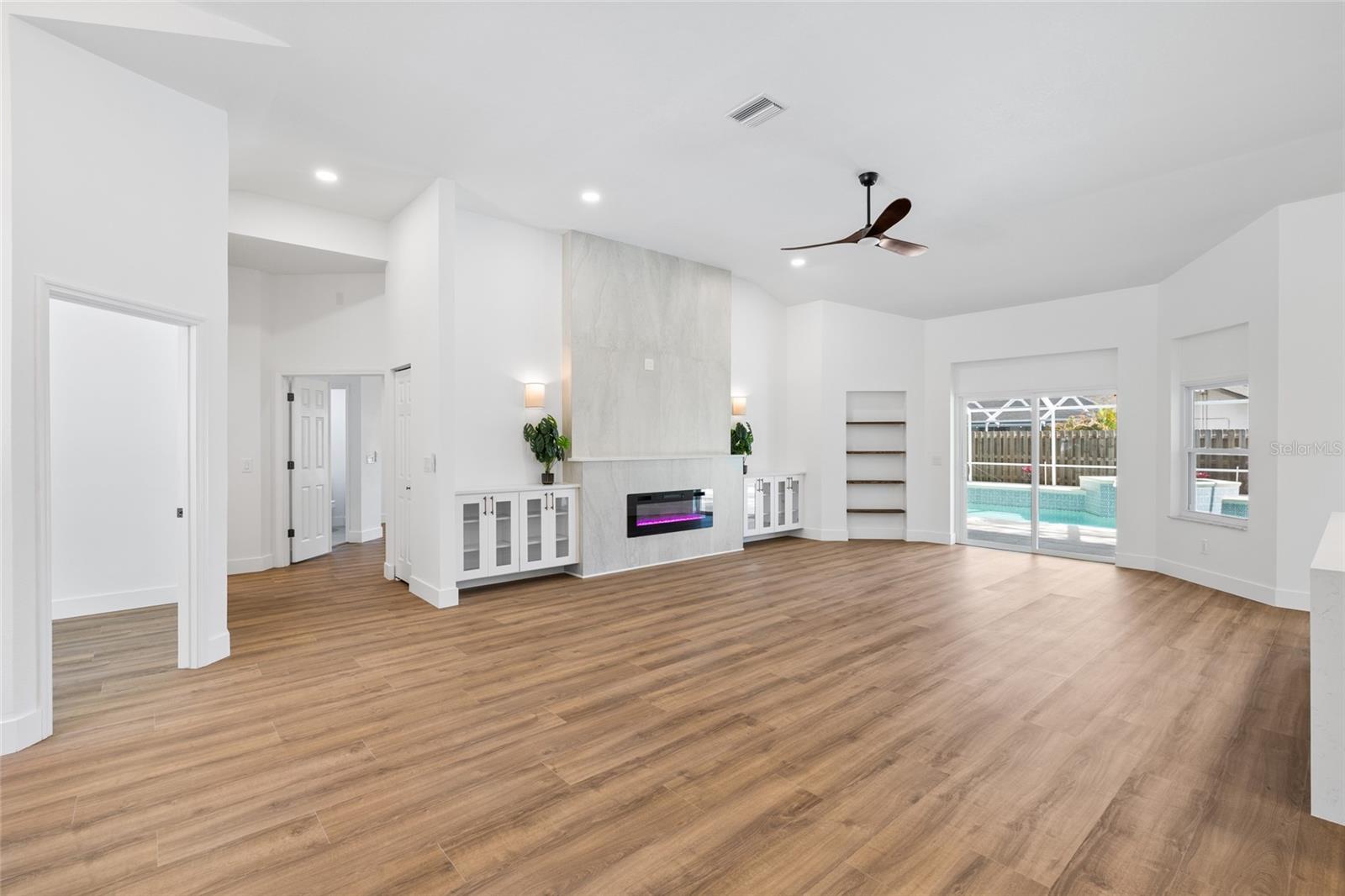 Image 15 of 55 For 16705 Sheffield Park Drive