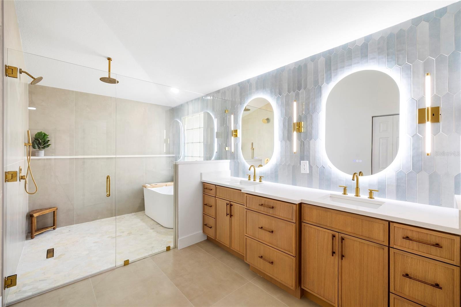 Image 22 of 55 For 16705 Sheffield Park Drive