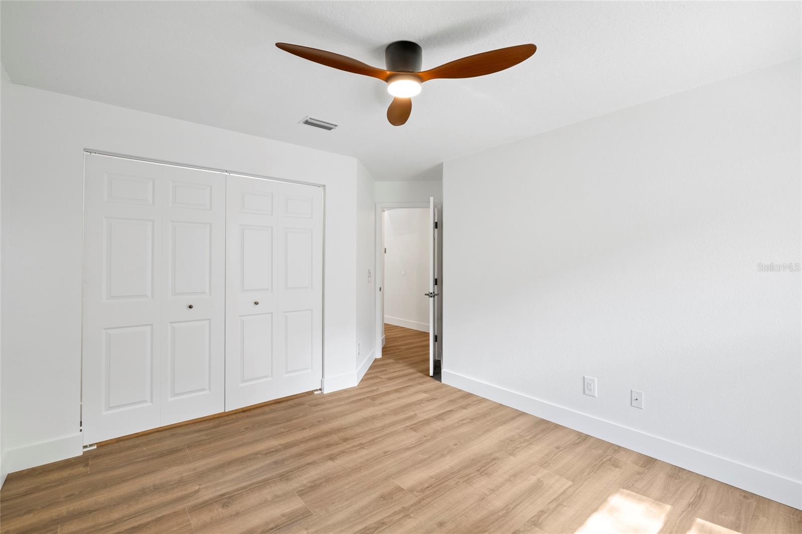 Image 26 of 55 For 16705 Sheffield Park Drive