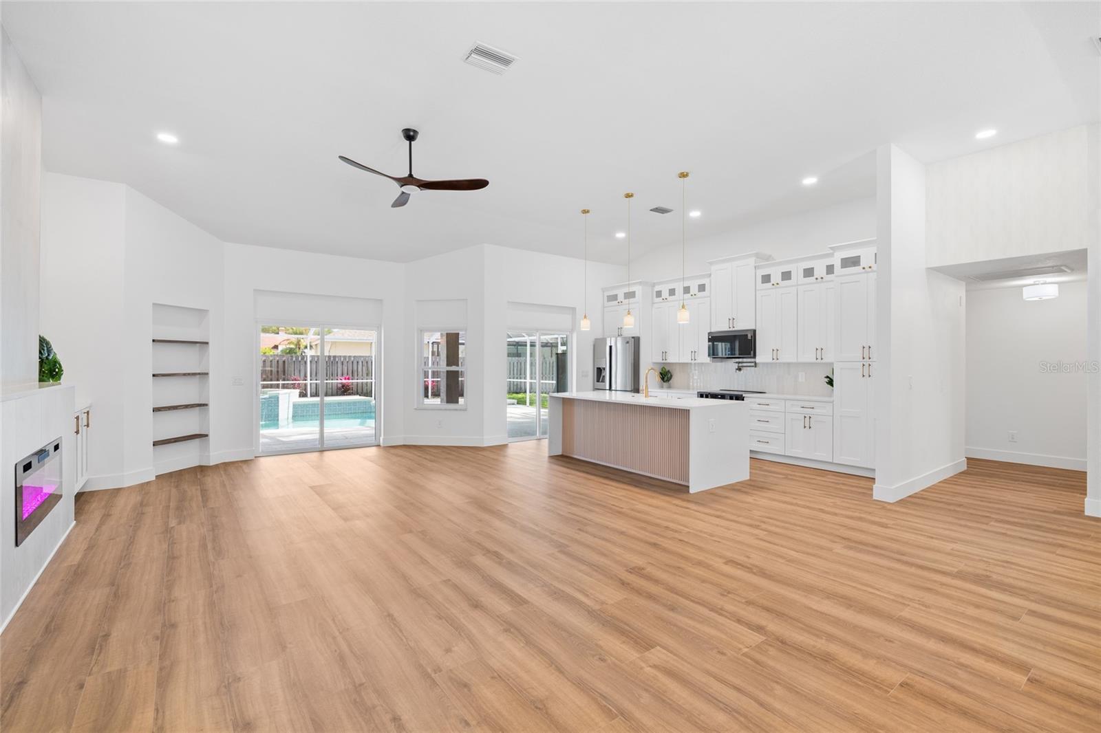 Image 9 of 55 For 16705 Sheffield Park Drive