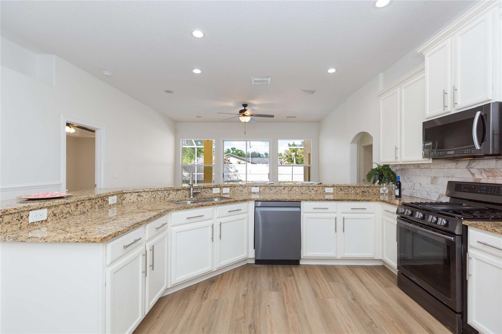 Image 10 of 50 For 304 Apache Lane