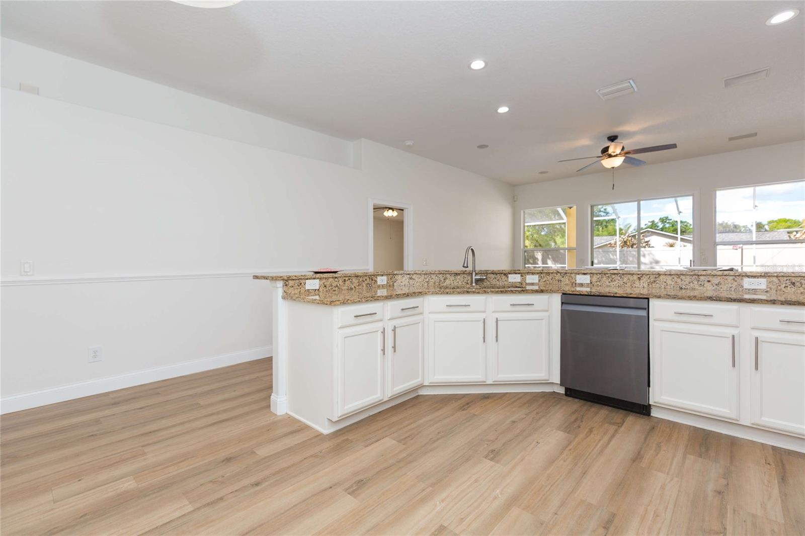 Image 14 of 50 For 304 Apache Lane