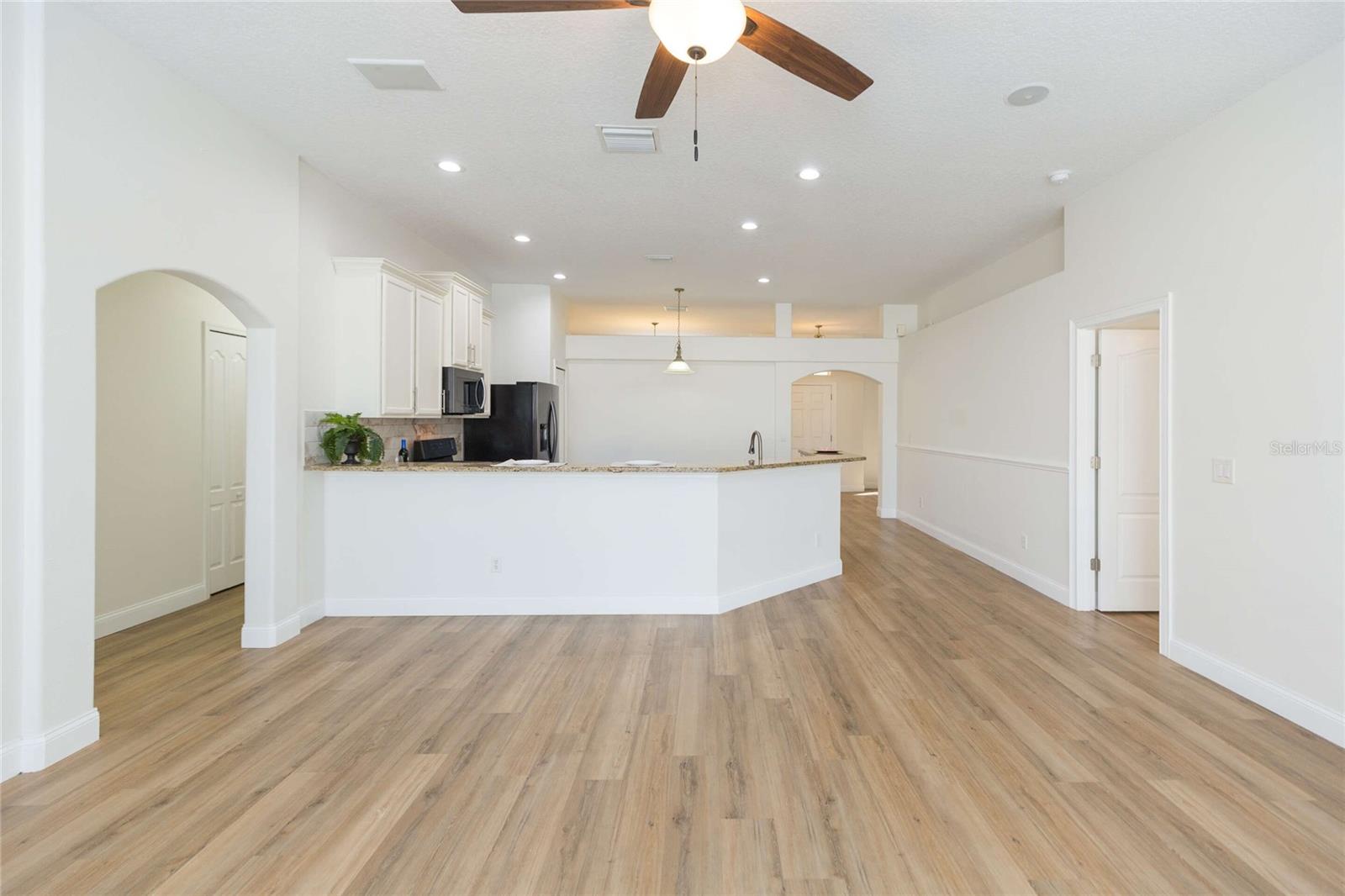 Image 18 of 50 For 304 Apache Lane