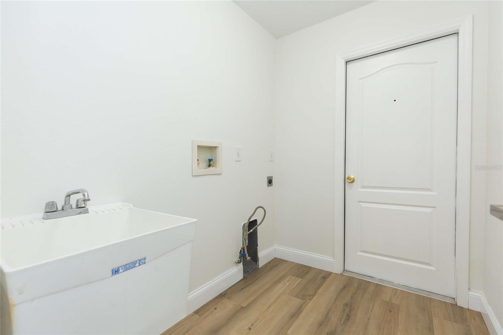 Image 29 of 50 For 304 Apache Lane