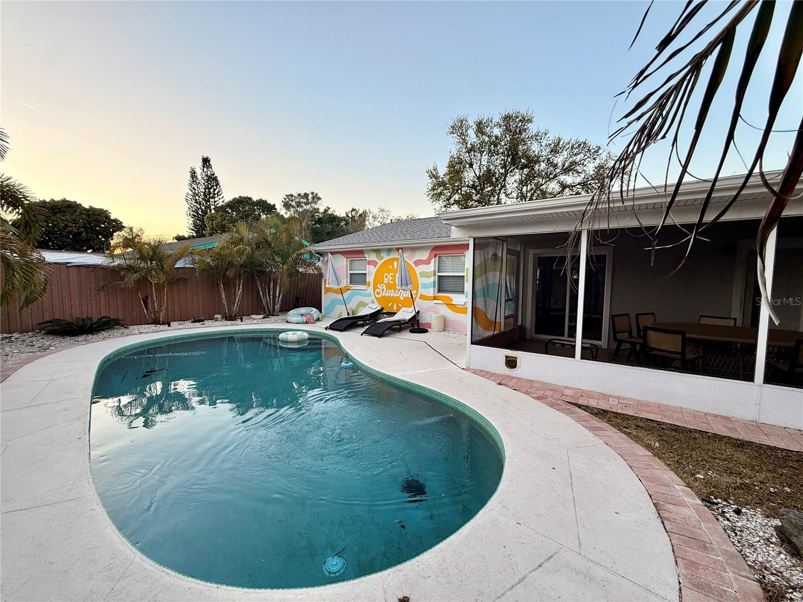 Image 12 of 32 For 7812 Powder Horn Circle