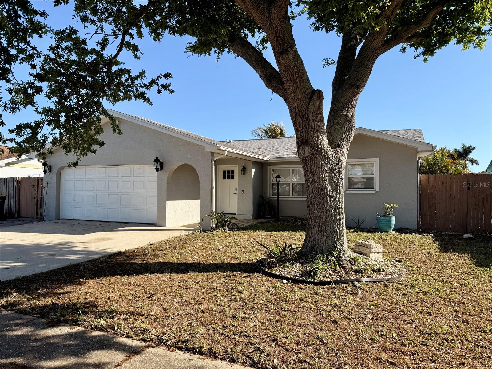 Image 2 of 32 For 7812 Powder Horn Circle