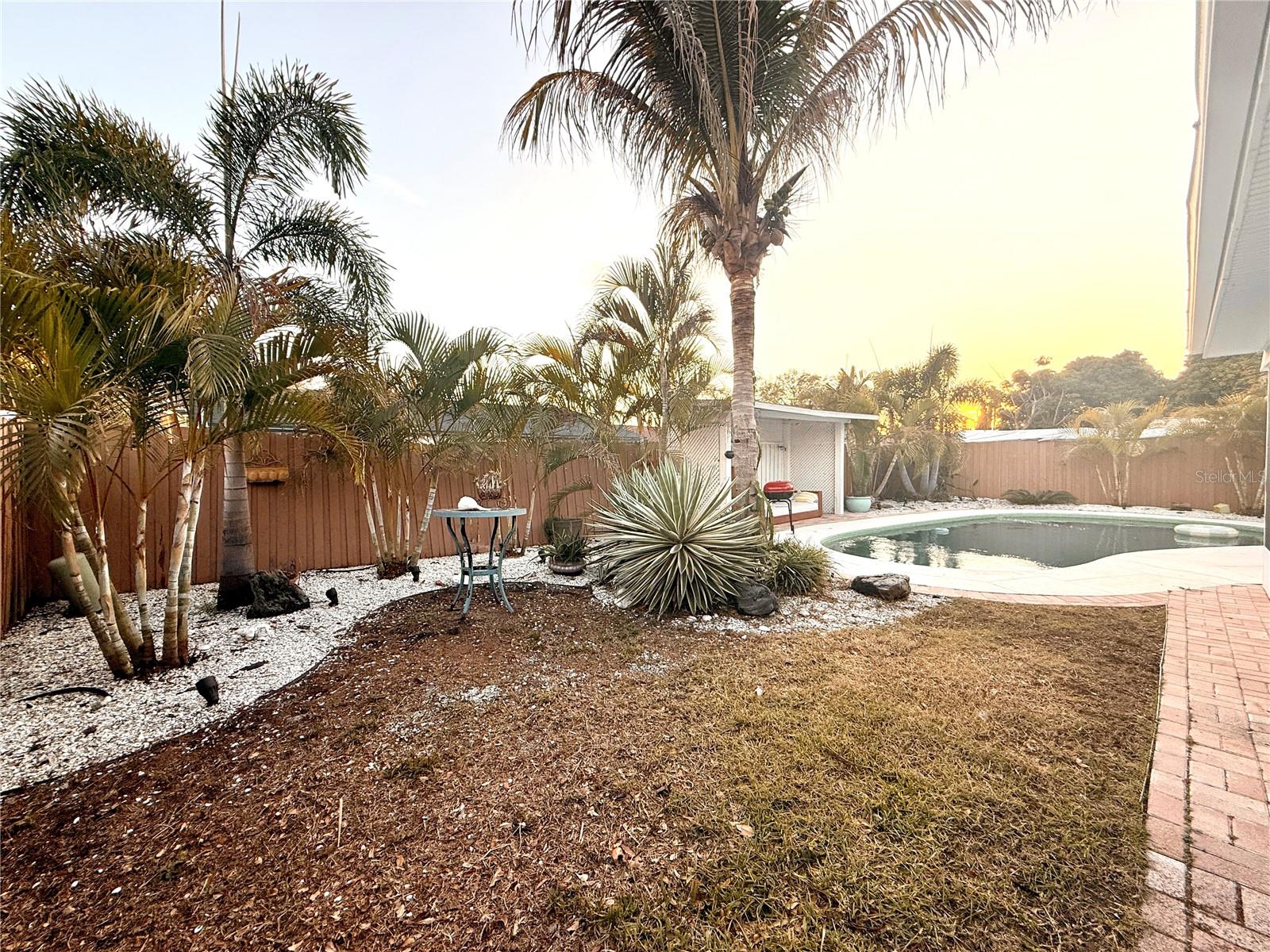 Image 31 of 32 For 7812 Powder Horn Circle