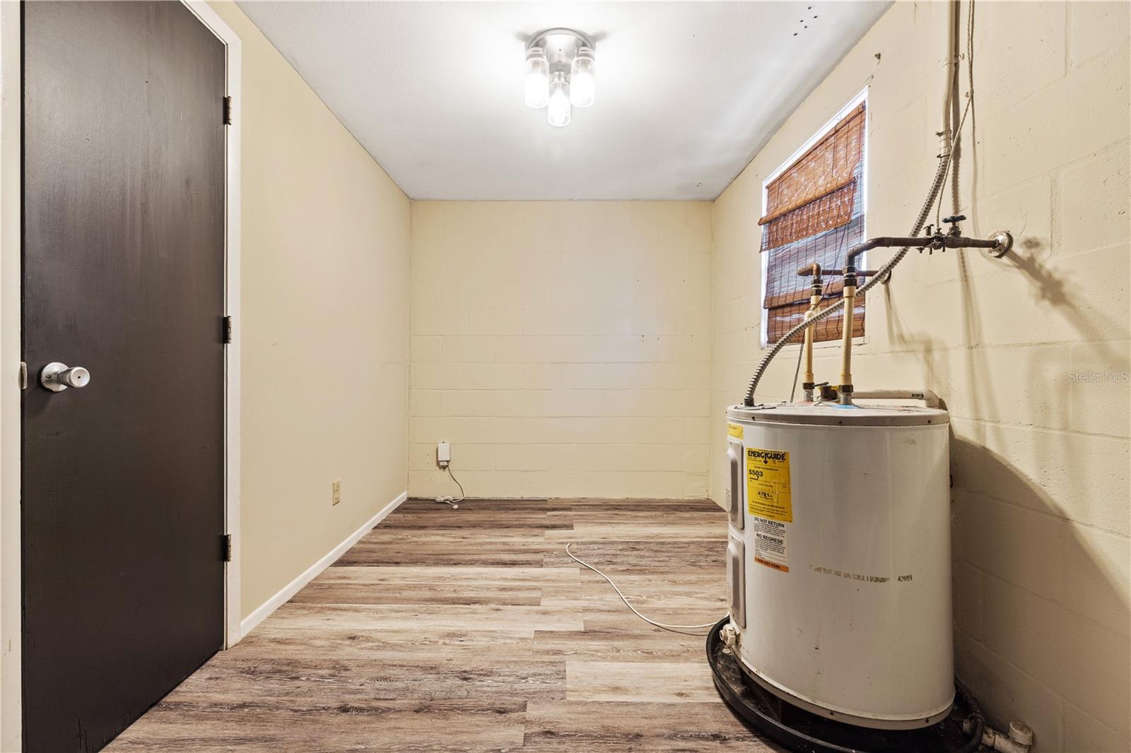 Image 12 of 12 For 3631 Anderson Avenue