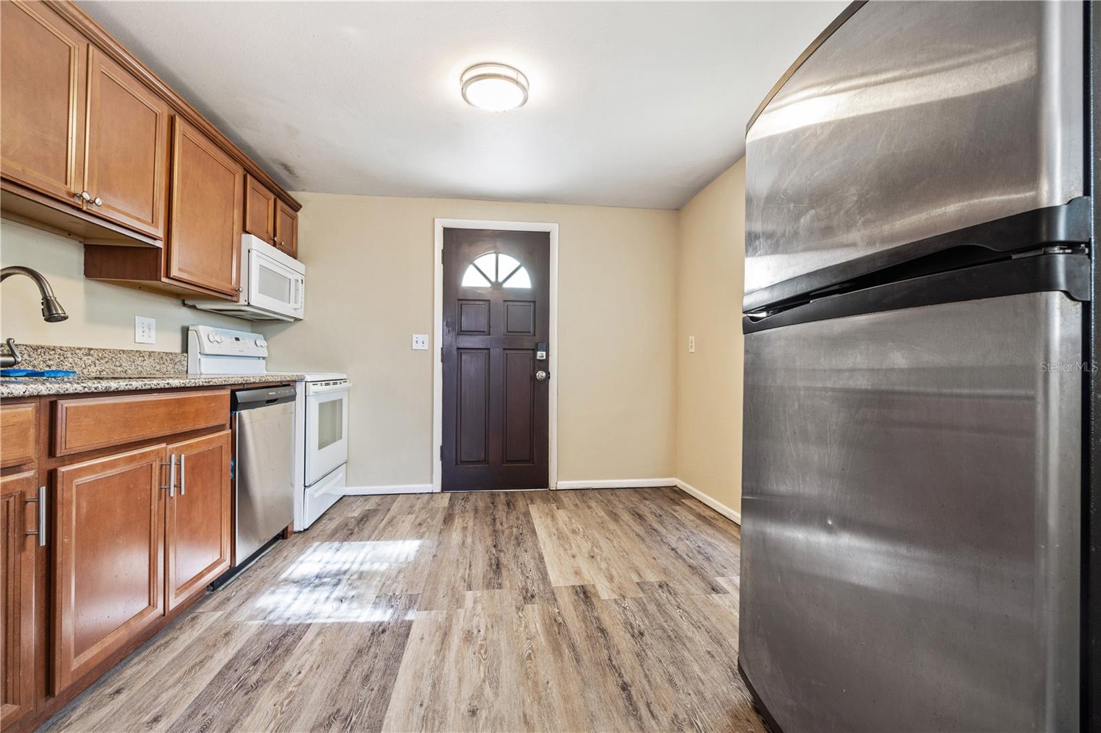 Image 6 of 12 For 3631 Anderson Avenue