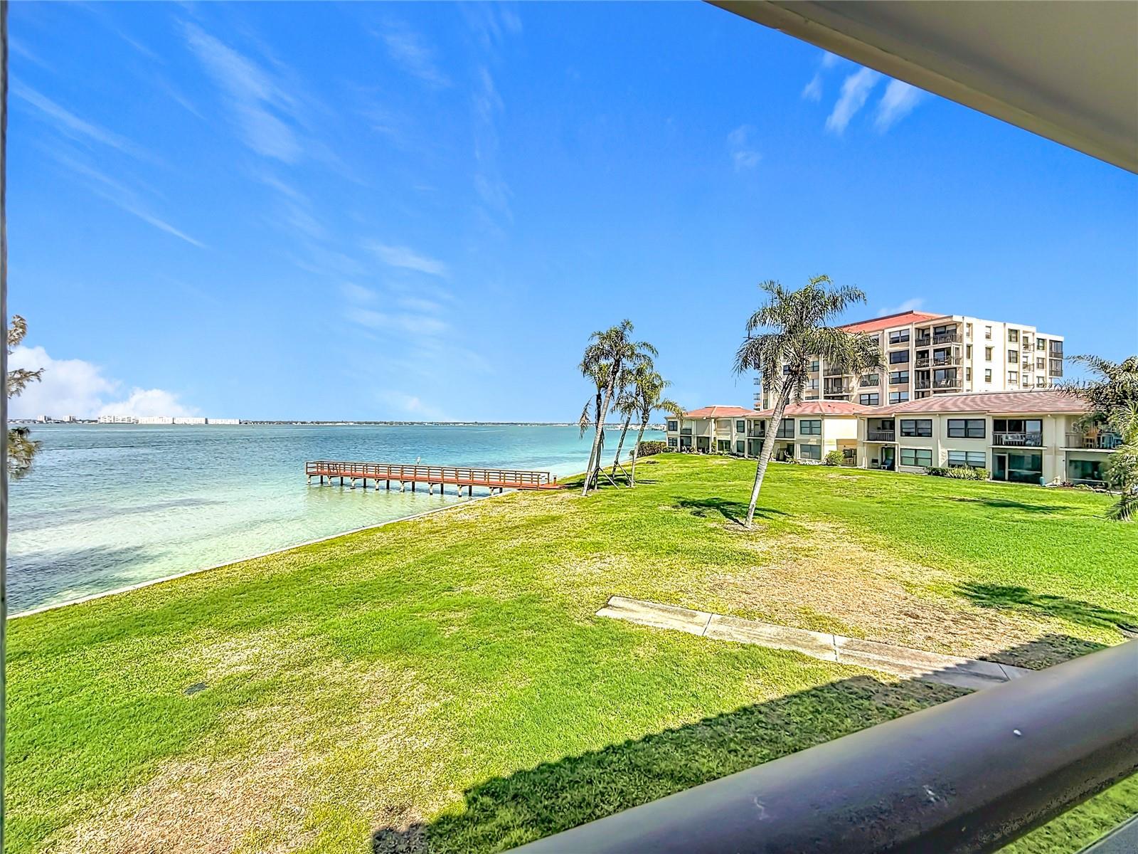 Image 22 of 35 For 6211 Sun Boulevard 211