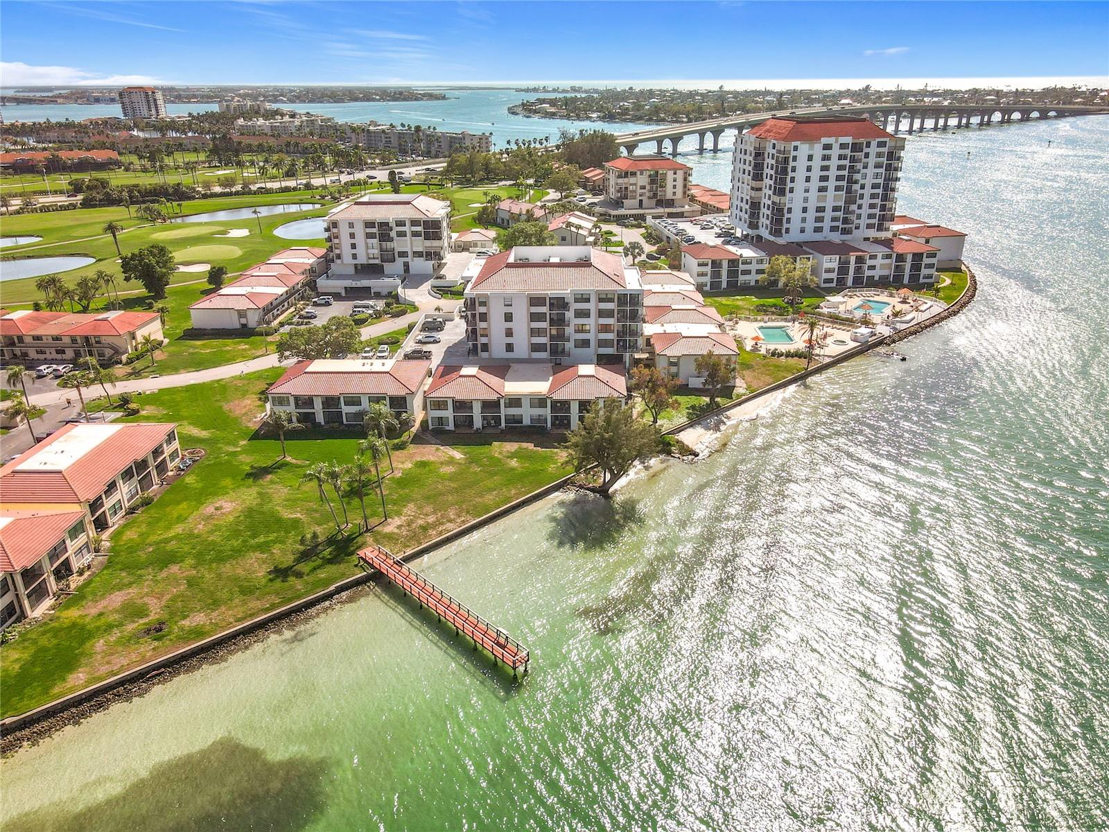 Image 32 of 35 For 6211 Sun Boulevard 211