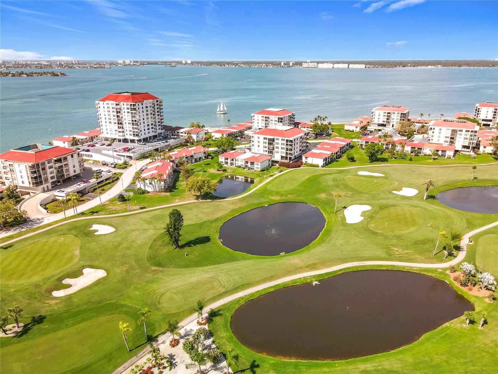 Image 33 of 35 For 6211 Sun Boulevard 211