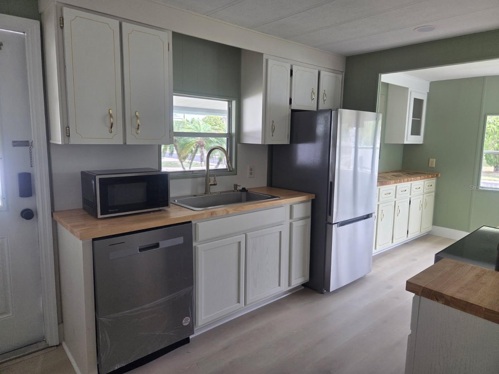 Image 10 of 13 For 13 Hamilton Lane