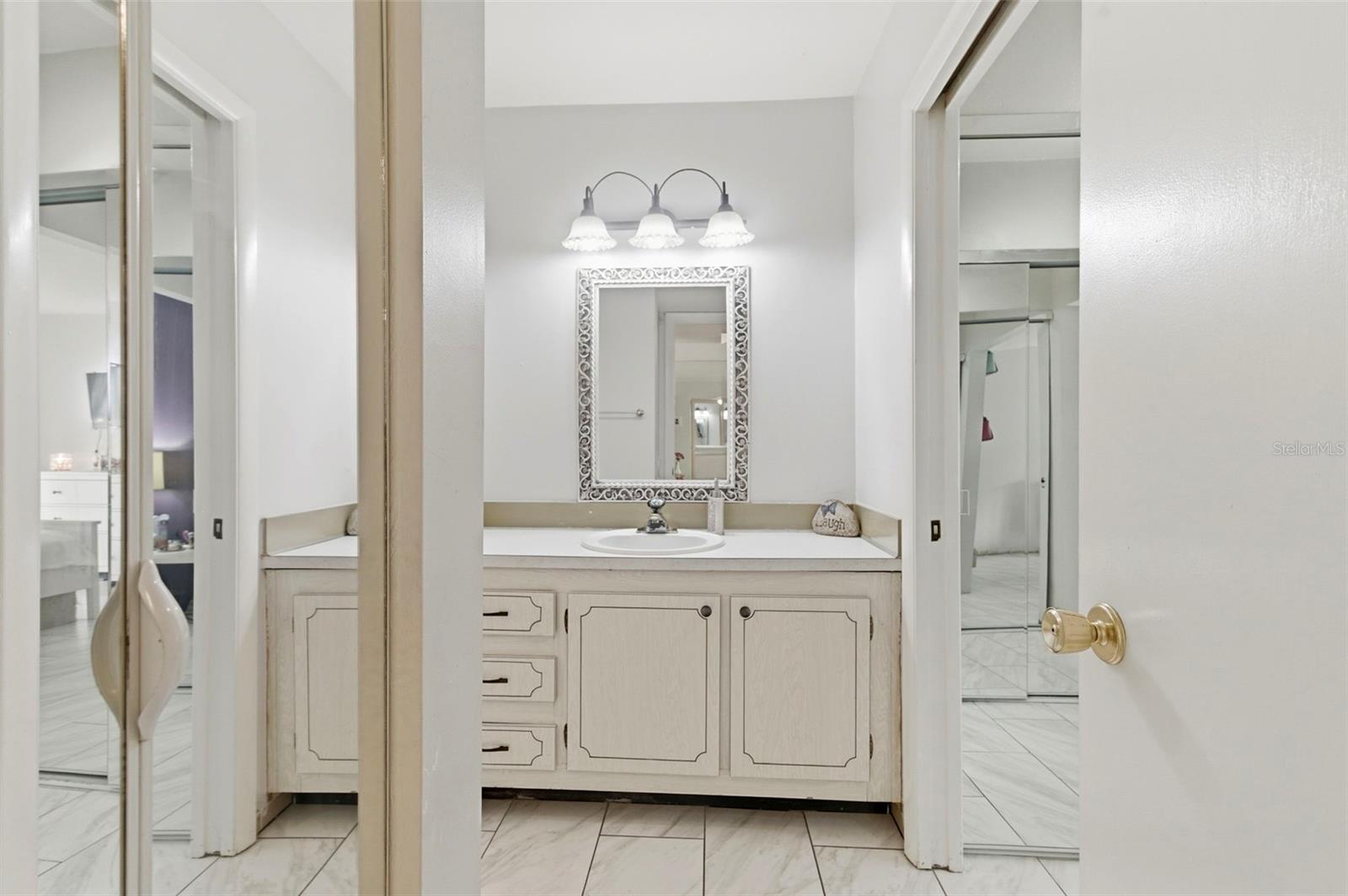 Image 14 of 29 For 4595 Chancellor Street Ne 227