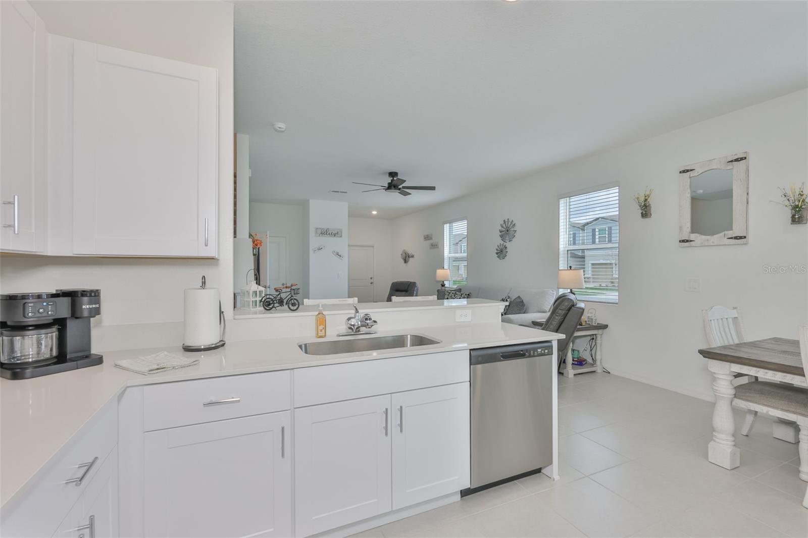 Image 12 of 33 For 2661 Sunray Venus Way