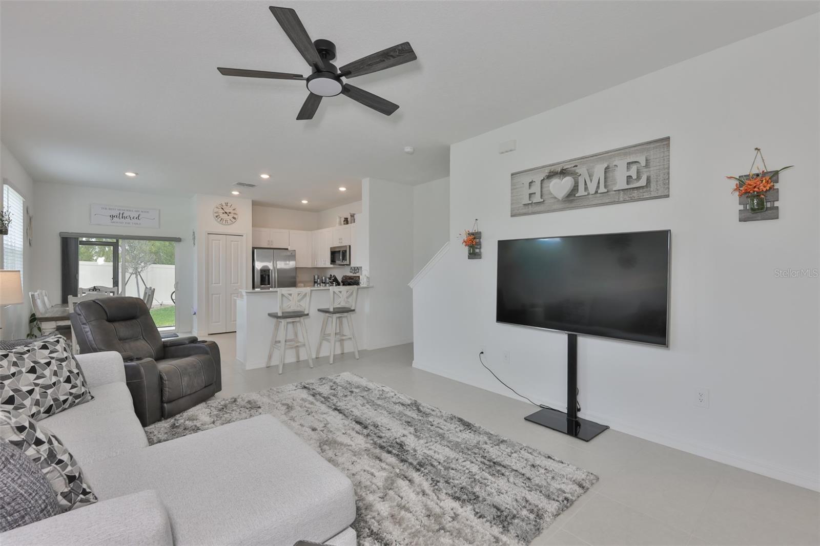 Image 2 of 33 For 2661 Sunray Venus Way